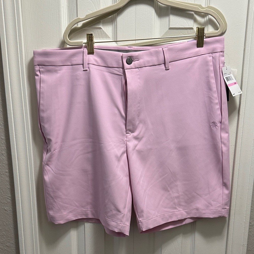 Penguin 🐧 Men's Pink golf Shorts